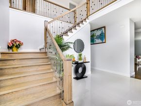 17323 Military Rd S, SeaTac WA 98188