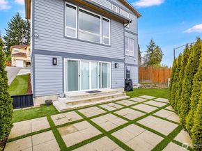 17323 Military Rd S, SeaTac WA 98188