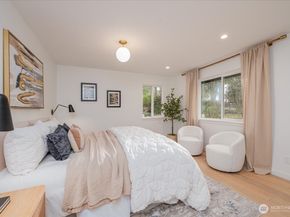 17844 10th Avenue NW, Shoreline WA 98177