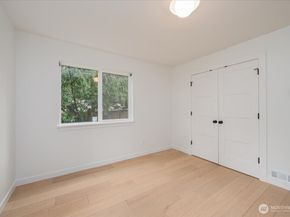 17844 10th Avenue NW, Shoreline WA 98177