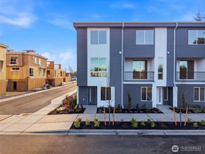 222 124th Street SW H3, Everett WA 98204