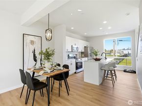 222 124th Street SW H3, Everett WA 98204