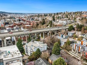 921 N 35th St B, Seattle WA 98103