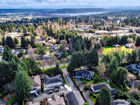 14770 NE 60th Court, Redmond WA 98052