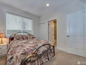 14770 NE 60th Court, Redmond WA 98052