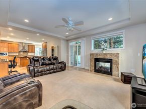 14770 NE 60th Court, Redmond WA 98052