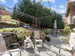 2414 Kennewick Place NE, Renton WA 98056