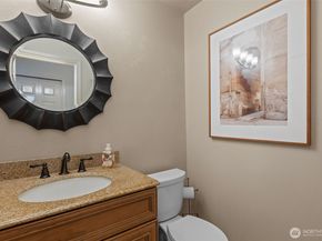 2414 Kennewick Place NE, Renton WA 98056