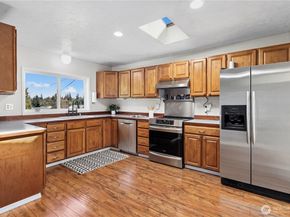 23022 7th Avenue SE, Bothell WA 98021