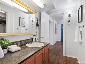23022 7th Avenue SE, Bothell WA 98021