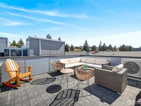 6320 41st Avenue SW B, Seattle WA 98136