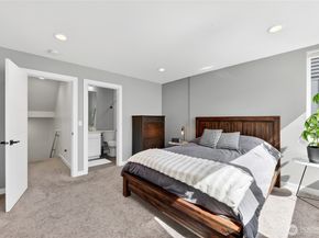 6320 41st Avenue SW B, Seattle WA 98136