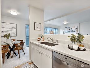 2829 Franklin Avenue E N2, Seattle WA 98102