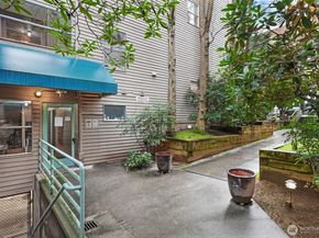 2829 Franklin Avenue E N2, Seattle WA 98102