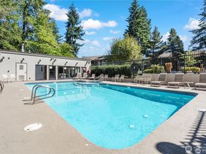 10401 NE 32nd Place A101, Bellevue WA 98004