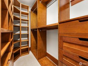 1632 35th Avenue, Seattle WA 98122