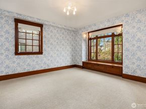 1632 35th Avenue, Seattle WA 98122