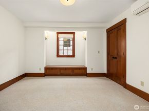 1632 35th Avenue, Seattle WA 98122
