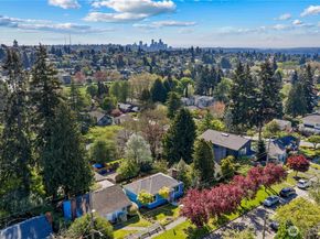 3020 36th Avenue W, Seattle WA 98199