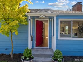 3020 36th Avenue W, Seattle WA 98199