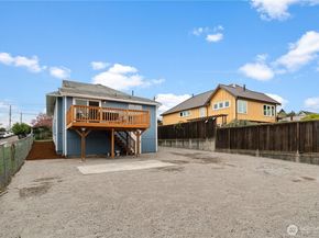 5518 39th Avenue S, Seattle WA 98118