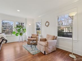 5230 16th Avenue NE, Seattle WA 98105