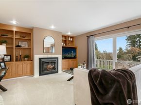 15920 NE 51st St, Redmond WA 98052