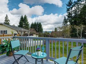 15920 NE 51st St, Redmond WA 98052