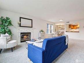 3935 226th Place SE 207, Issaquah WA 98029