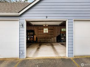 3935 226th Place SE 207, Issaquah WA 98029