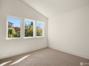 7342 20th Avenue NW, Seattle WA 98117