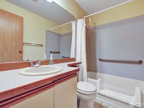 2100 S 336th Street L3, Federal Way WA 98003