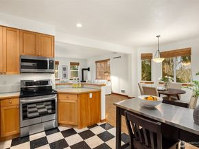 300 Wyatt Way NE 1, Bainbridge Island WA 98110