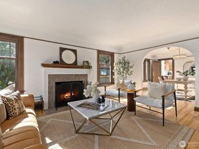 2419 28th Avenue W, Seattle WA 98199