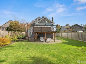2419 28th Avenue W, Seattle WA 98199