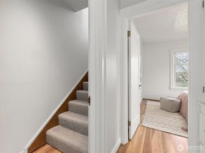 2419 28th Avenue W, Seattle WA 98199