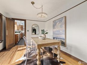 2419 28th Avenue W, Seattle WA 98199