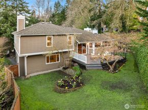 13265 SE 55th Place, Bellevue WA 98006