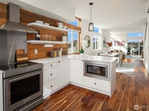 1312 Yakima Avenue S, Seattle WA 98144