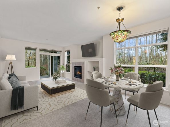 12712 Admiralty Way E106, Everett WA 98204