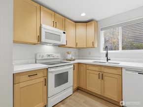 1400 Taylor Avenue N 201, Seattle WA 98109