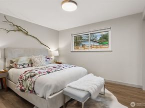 10021 19th Avenue SW, Seattle WA 98146