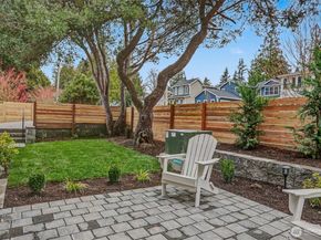 11247 108th Avenue NE, Kirkland WA 98033