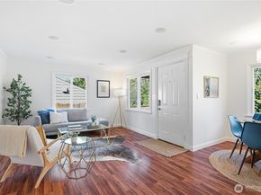 1049 S 112th Street, Seattle WA 98168