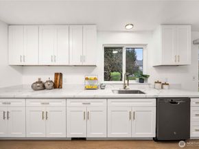 7332 S 131 Court, Seattle WA 98178