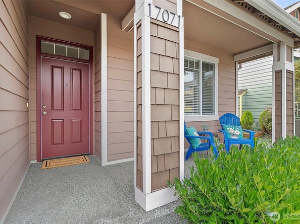 17071 165th Avenue SE, Renton WA 98058