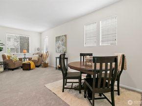 17071 165th Avenue SE, Renton WA 98058