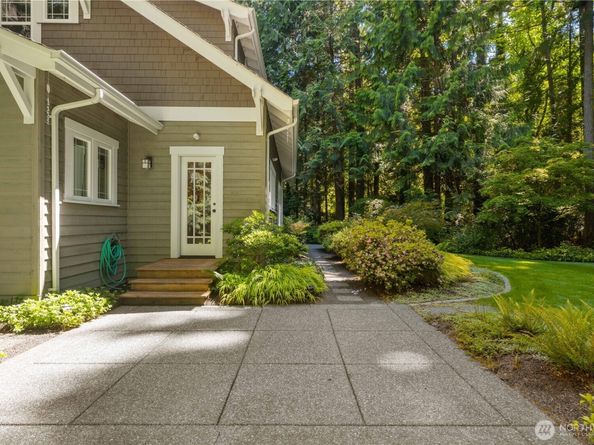 14157 Komedal Road NE, Bainbridge Island WA 98110