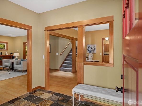 14157 Komedal Road NE, Bainbridge Island WA 98110