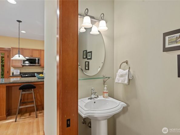 14157 Komedal Road NE, Bainbridge Island WA 98110